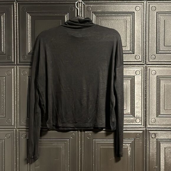 Banana Republic Black turtleneck - Picture 2 of 2